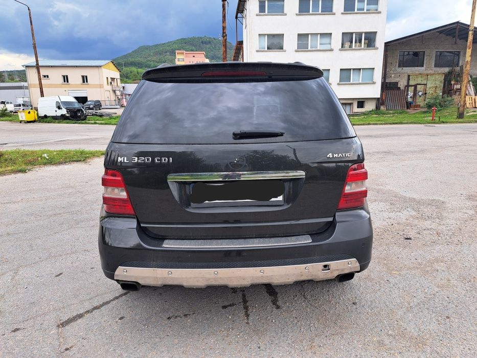 Mercedes ML W164 320cdi 224коня OM642 на части Мерцедес МЛ ляв волан