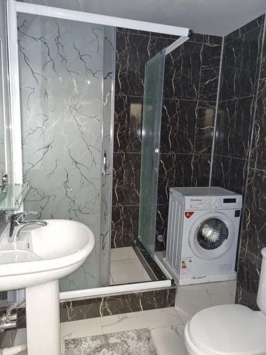 Сдаётся кв Кафе Дархан 2/3/6 на Мирзо Улугбекский