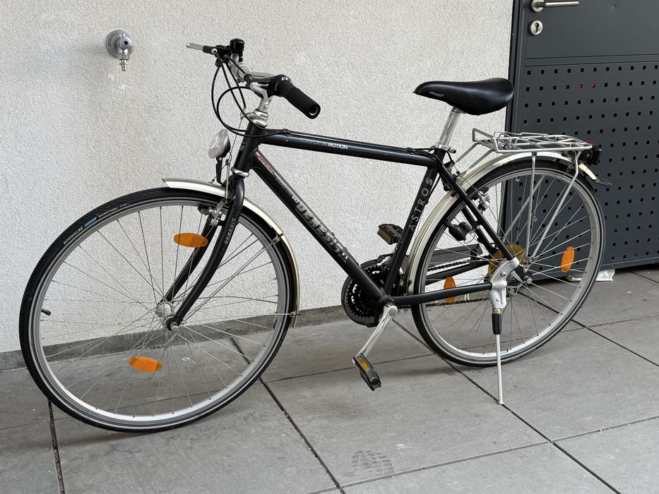 Bicicleta impecabila GENESIS 28