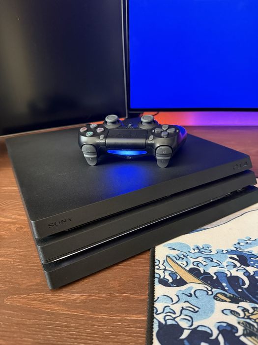 PlayStation 4 PRO - soft 9.60