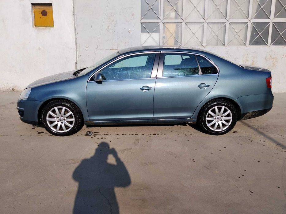 VOLKSWAGEN Jetta 2009 — imagine 2