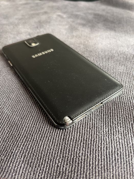 Samsung galaxy note 3 N9005 с нова батерия