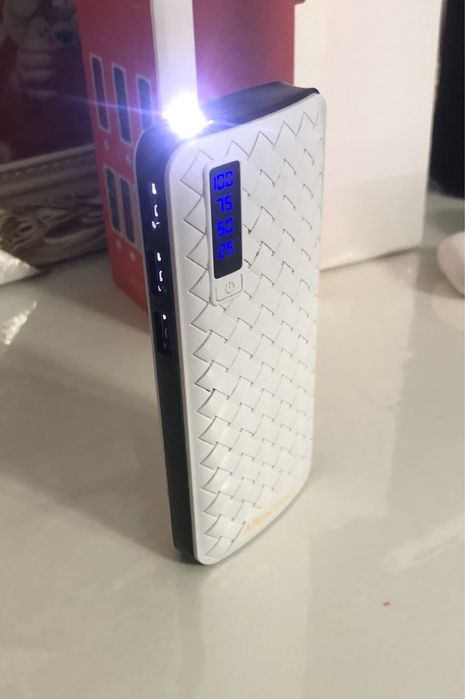 Зарядный пауэрбанк