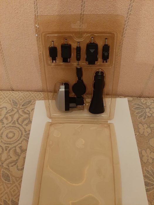 Продаётся новые зарядки для сотового телефона