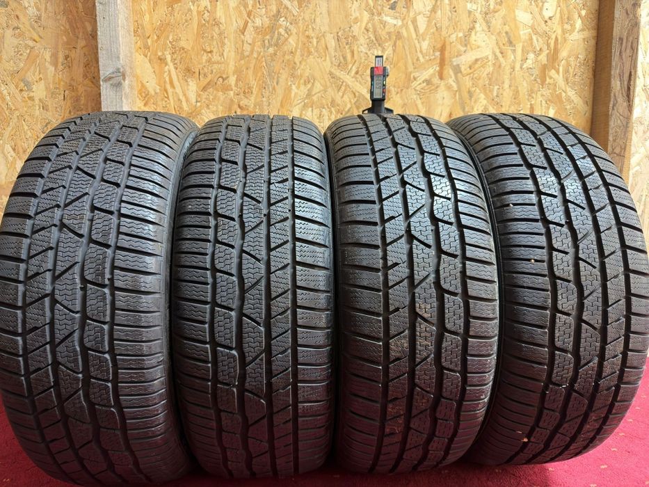 Set 4 anvelope iarna 225 45 19 Continental