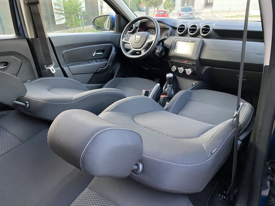 DACIA DUSTER 1,5 dci 116cp NAVI MARE camera Full Led