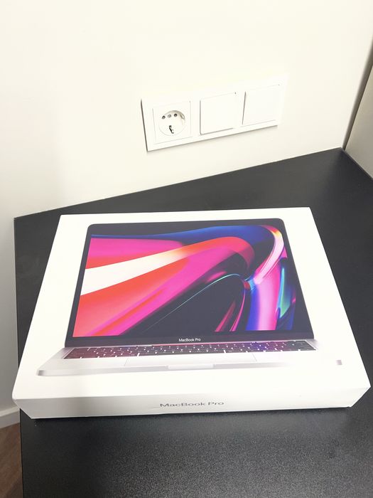 Продается Macbook pro 13 m1