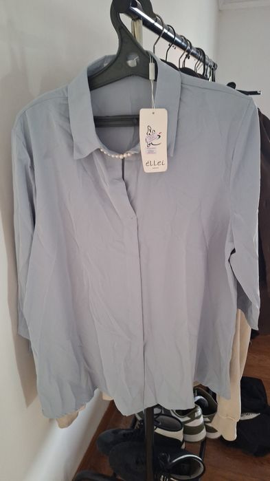 Продаю женские платья