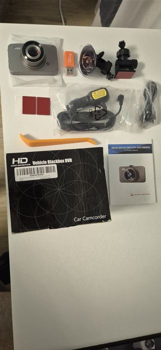 Cameră auto dashcam Full HD 1080P + card 64GB inclus - NOUĂ