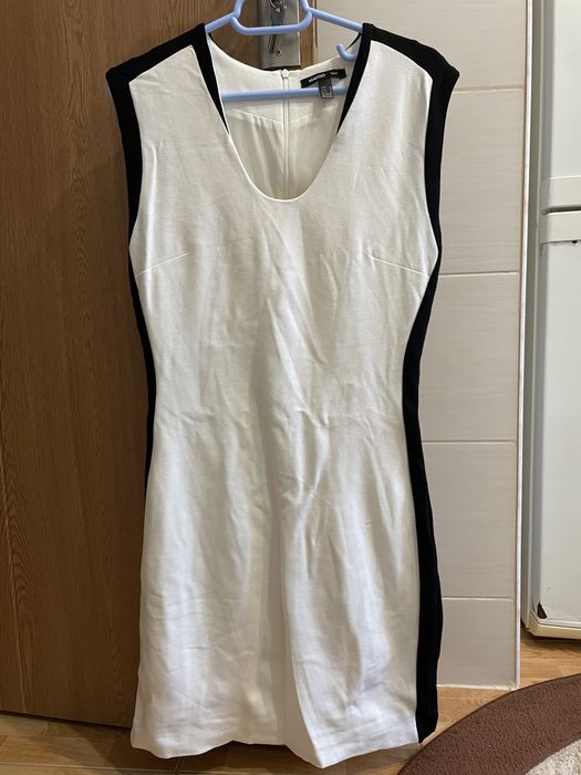 Rochie marimea M, pret 14 lei