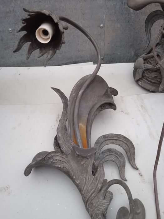 Светильники и бра