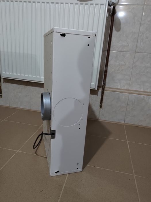 Hota cu evacuare in sus sau in spate si cu functie de recirculare