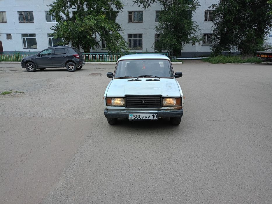 Продам ваз 2107 год выпуска 1999.