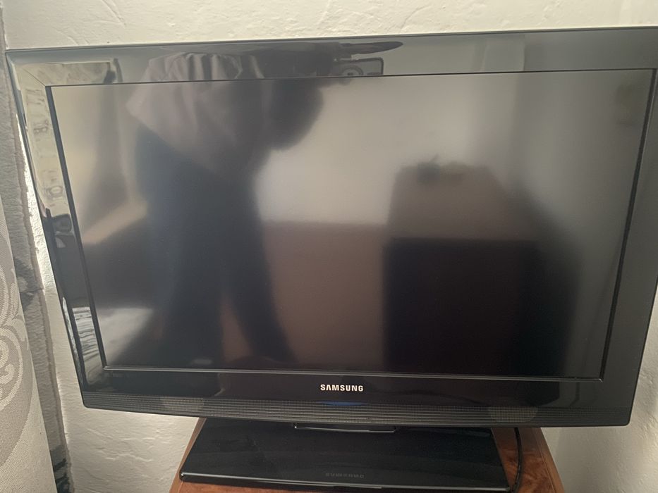 Продам телевизор самсунг