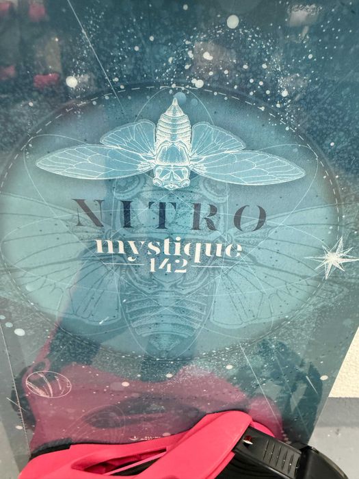 placa noua snowboard nitro mystique L142cm