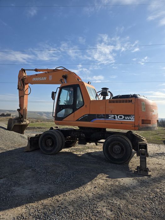 Ekskavator 210 lik