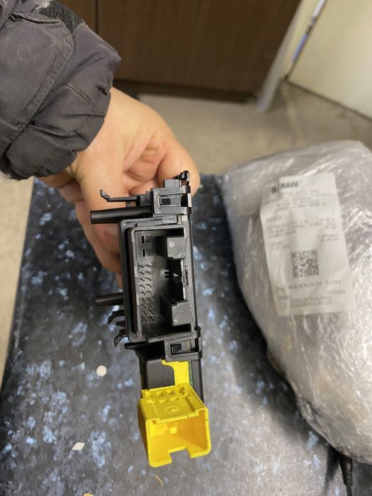 Модул мулти волан Пасат б6 2006г