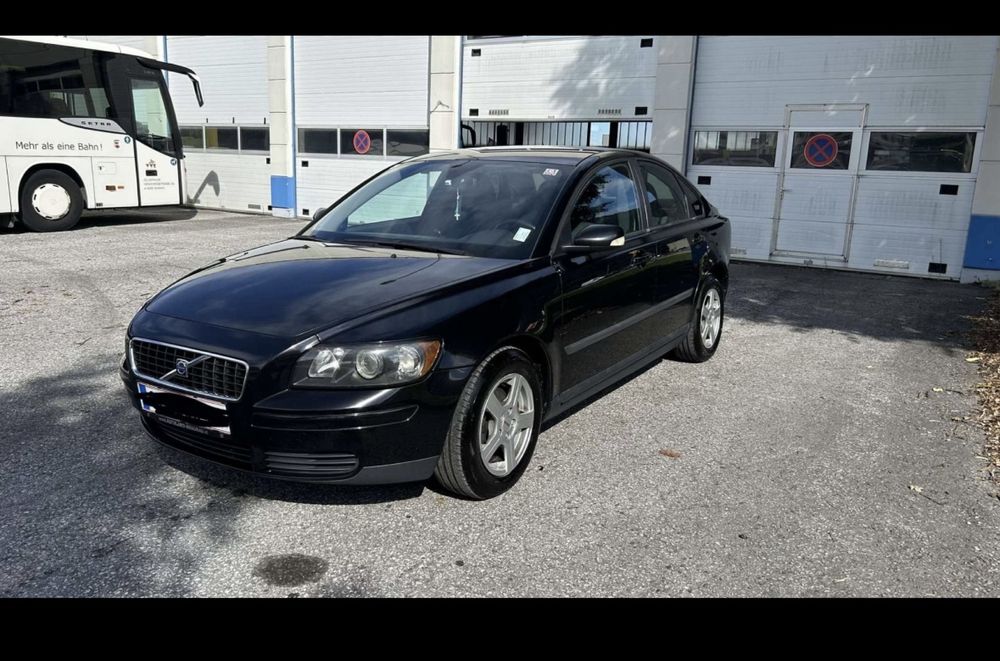 Dezmembrez Volvo S40/V50