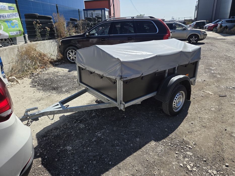 Ремарке за лек автомобил