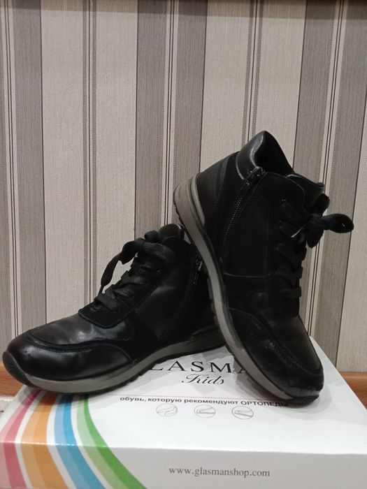 Продам обувь для подростков