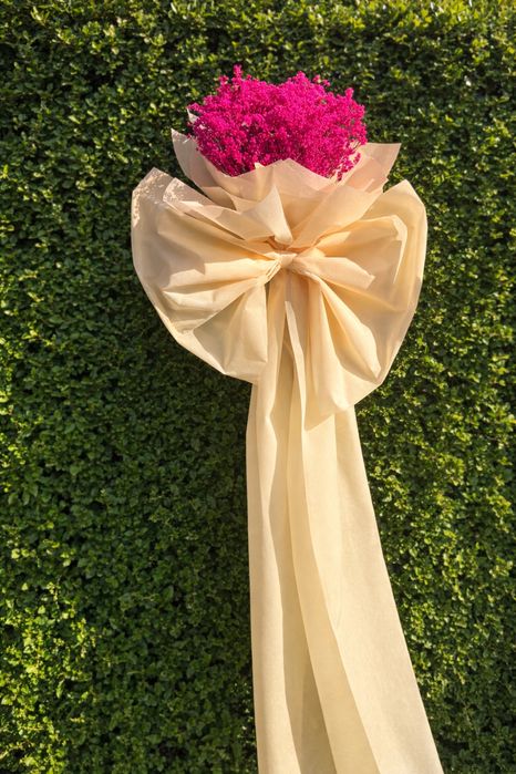 Огромен букет с гипсофил