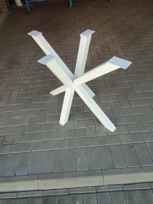 Picioare mese spider