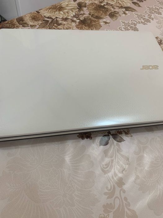 Kampyuter Aser aspire 5