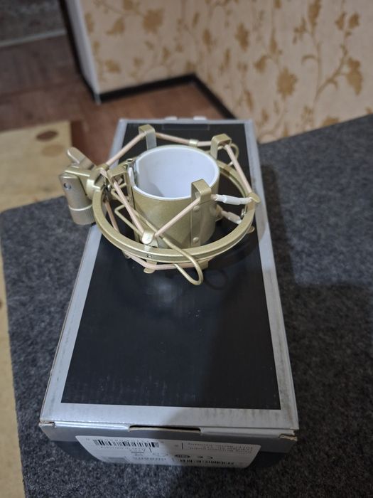 Студийний микрофон Neumann tlm67