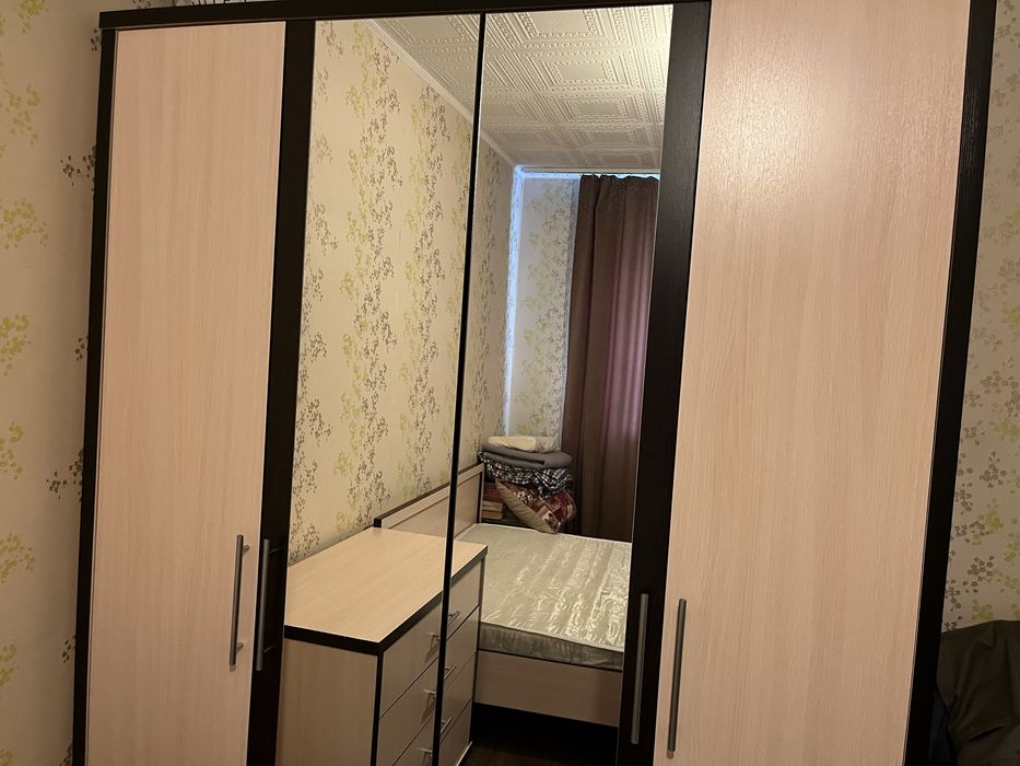 Спальный гарнитур