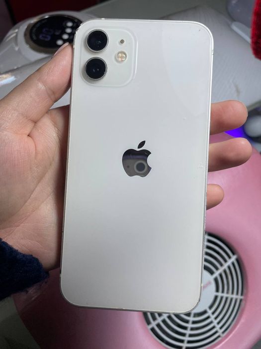 Sotiladi iphone 12/64