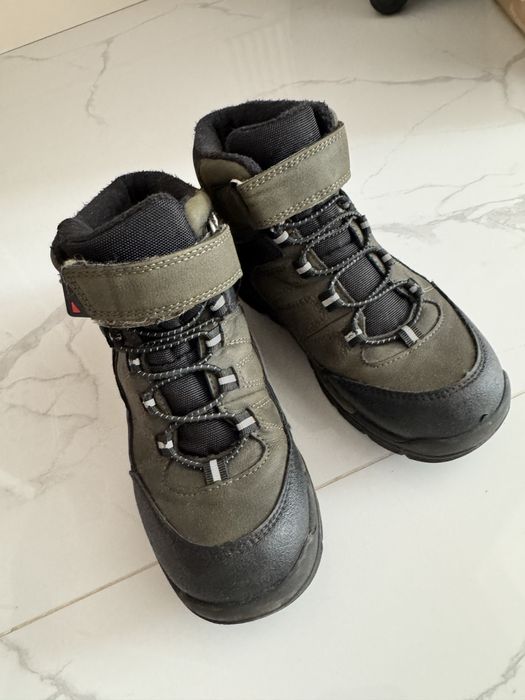 Утепленная осенняя  ботинка