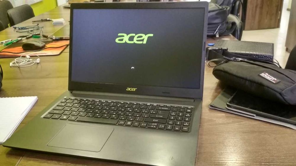 ноутбук Acer Aspire 3