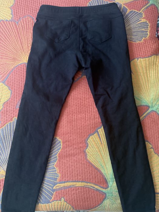 черные джинсы корейского бренда