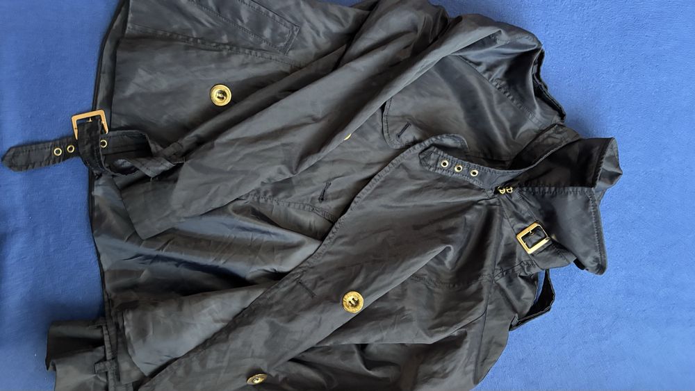 Италианско дамско двуредо яке, с колан, размер 46