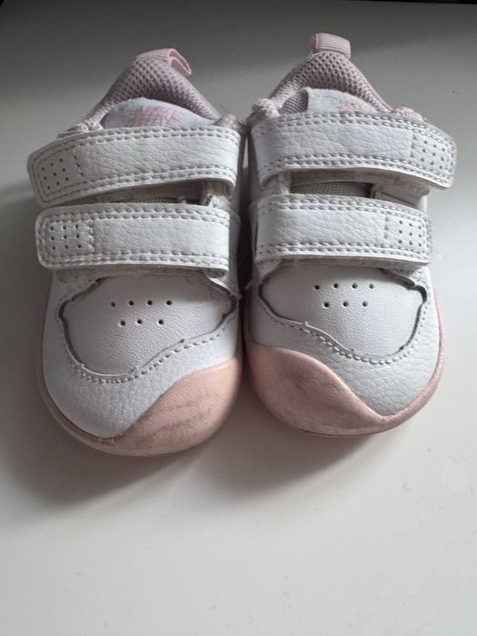 Обувчици NIKE  размер 18.5