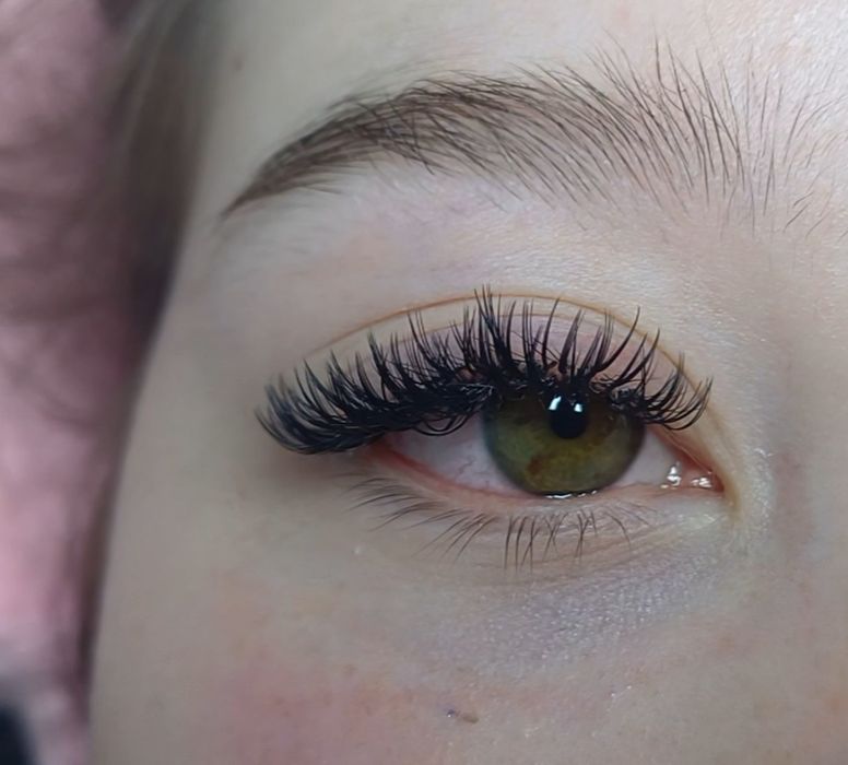 Наращивание ресниц