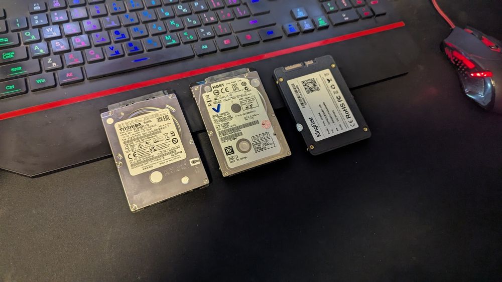 Хард 1 Тб сотилади