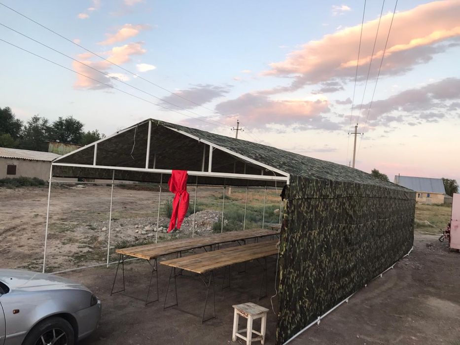 Палатка стол стульясымен. Өте ыңғайлы