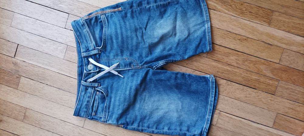 Къси панталони ZARA,H&M и RESERVED размер 134-140 см.