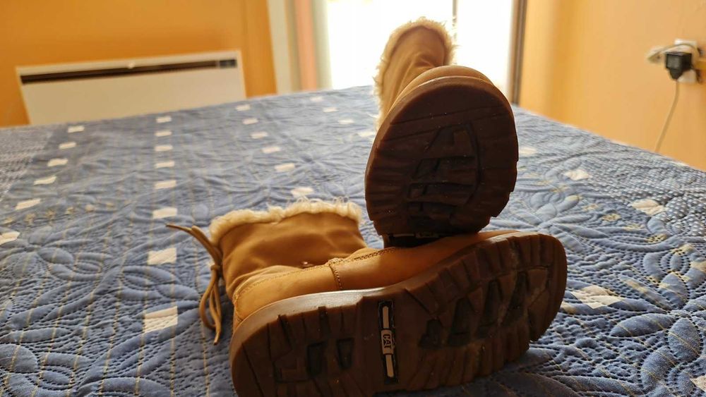 дамски ботуши  37 номер