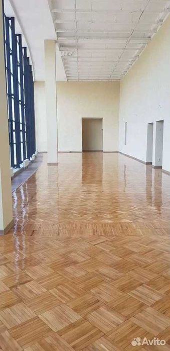 Установка плинтусов настил паркета ламината деревянных полов шлифовка