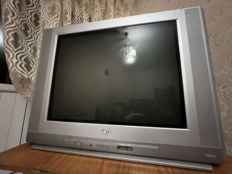 !Телевизор LG Flatron (б/у)!