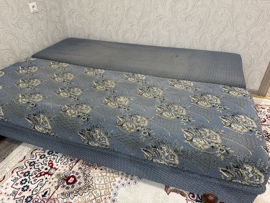 Диван-кровать.      .