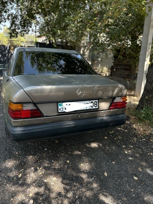 Продам Мерседес w124