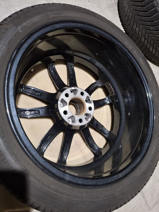 4 Jante negre lucios de BMW,Mercedes. Audi  etc 225 45 r18 Continent