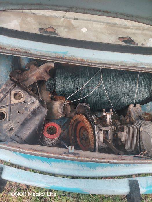 Трабант 601 цял или на части