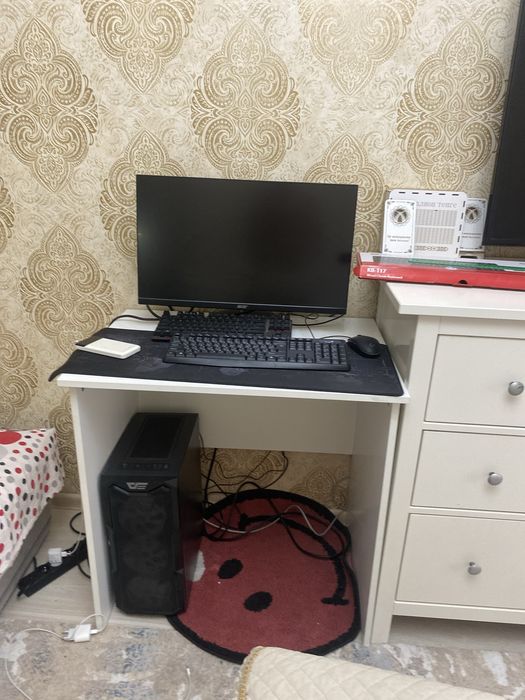 компьютер Acer….