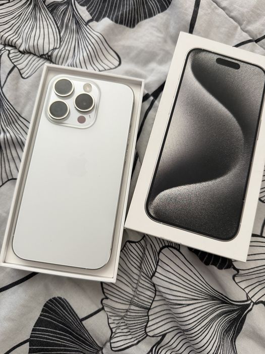 Iphone 15 pro white 128GB