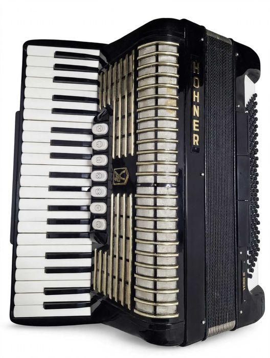 Vând acordeon Hohner Verdi 3  cu 120 de basi negru
