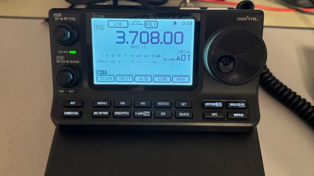 Statie radioamatori ICOM IC-7100